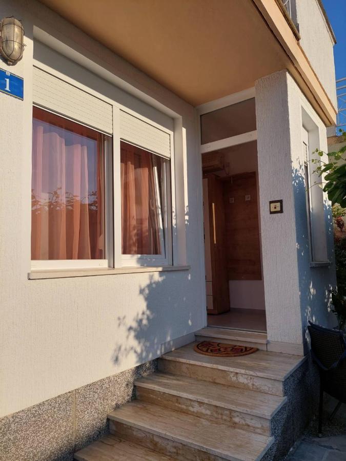 Apartmani Gamboc + Experience And Discounts Умаг Екстериор снимка